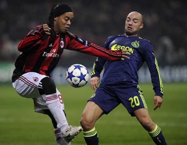 塞维利亚逆转荷兰，伊布带队取胜