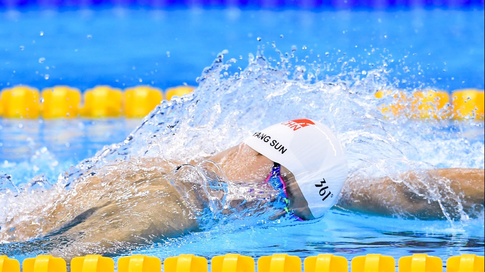 库里攻防两端统治,勇士鏖战步行者,当三分雨遇上铁血阵