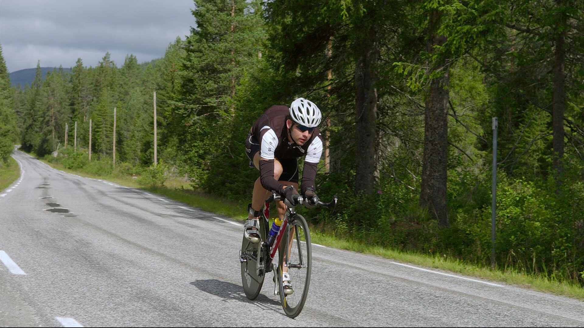 武切维奇，从软蛋到关键先生，雄鹿的逆袭密码